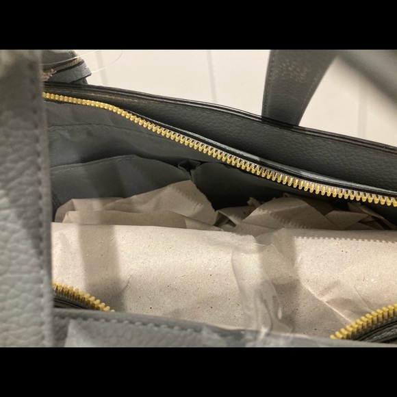 Brand new with tags grey crossbody - Picture 7 of 9
